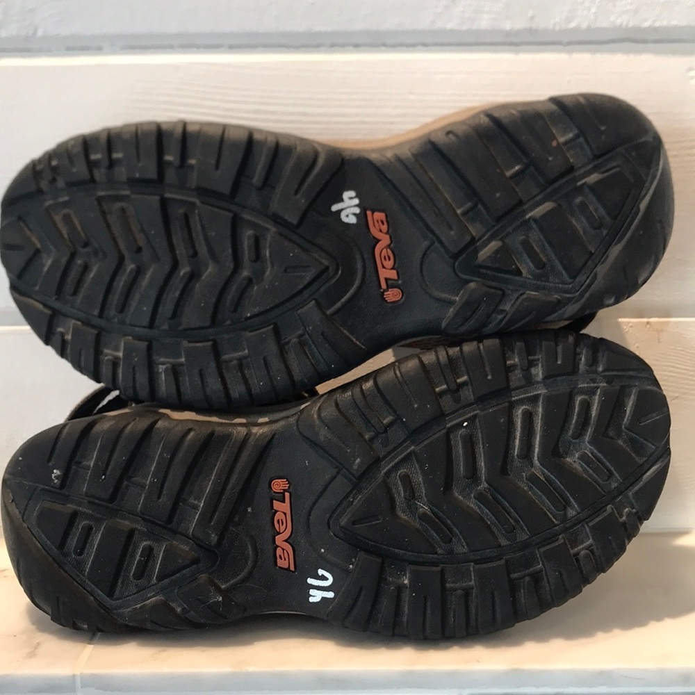 Teva 4290 Taupe Hiking Sandals 9 EUC - Picture 5 of 7